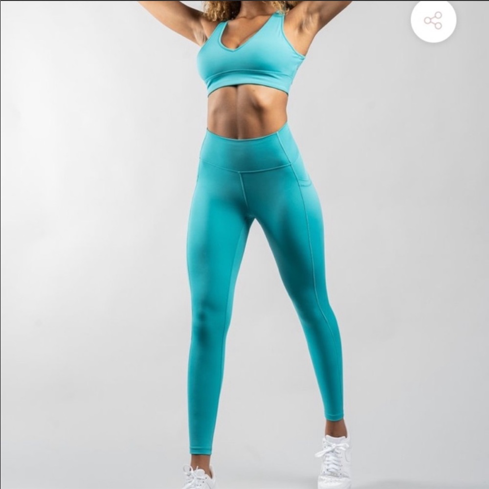 Buffbunny Luna Leggings in Bora Bora